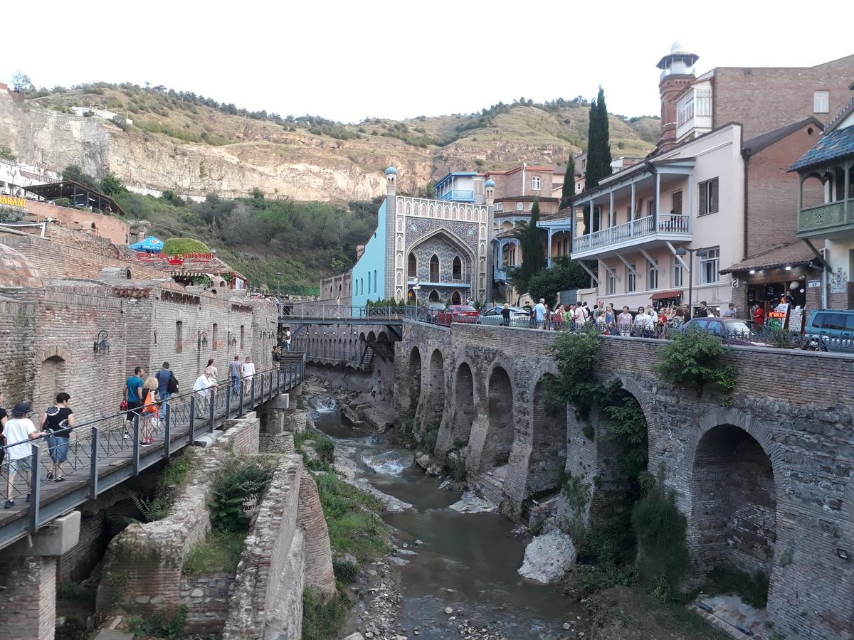 Leselidze Guest House Tbilisi Bagian luar foto